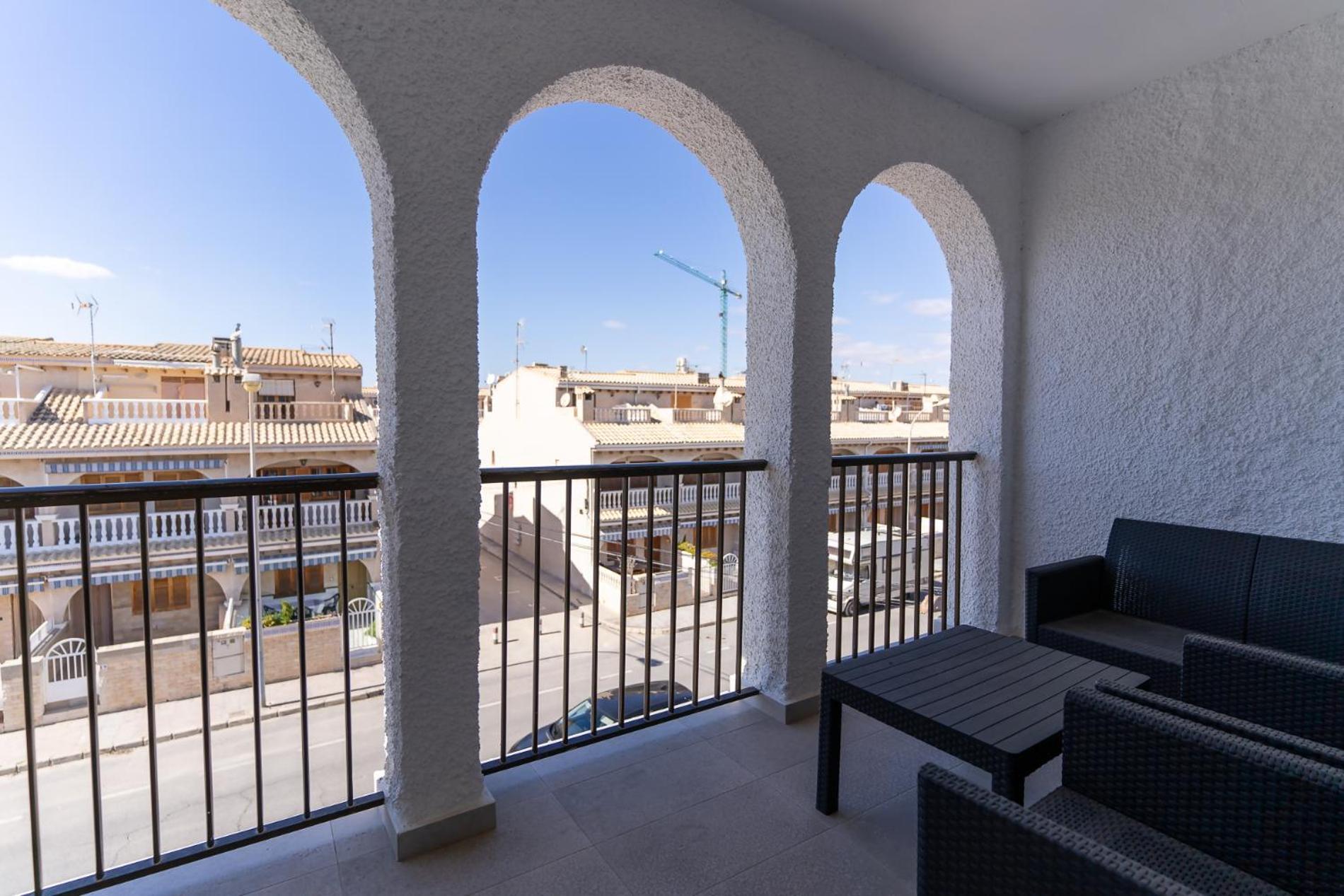 サンタ・ポラ Rentafive Gran Casa Reformada Terrazaヴィラ エクステリア 写真