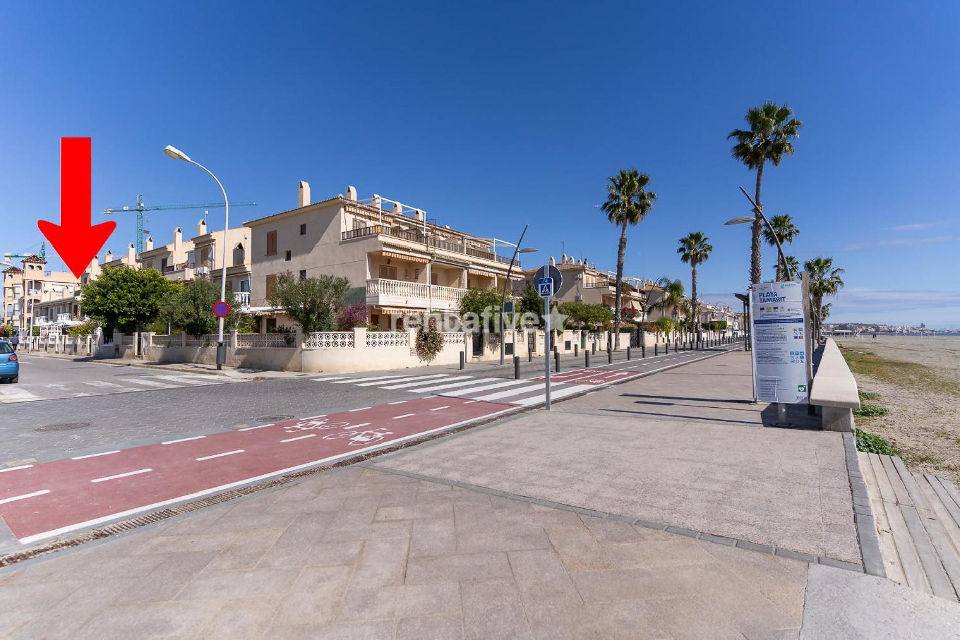 サンタ・ポラ Rentafive Gran Casa Reformada Terrazaヴィラ エクステリア 写真
