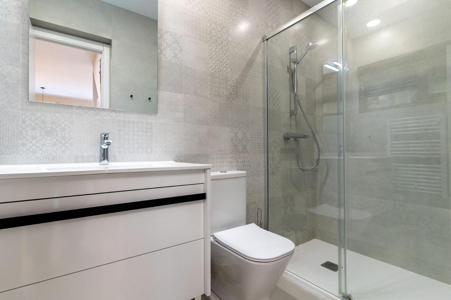 サンタ・ポラ Rentafive Gran Casa Reformada Terrazaヴィラ エクステリア 写真